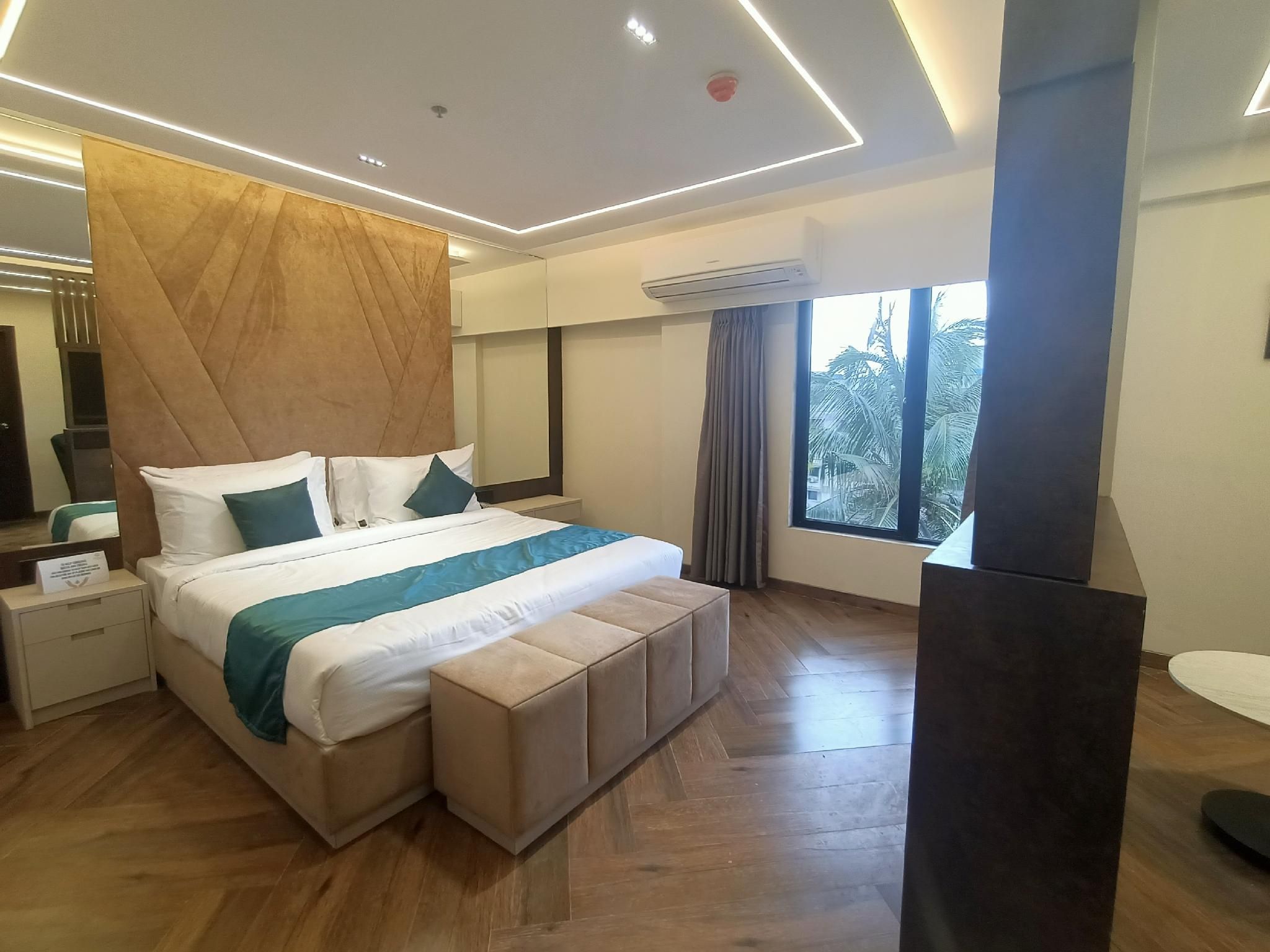Suite Room