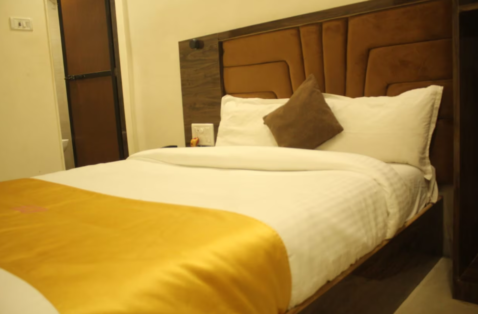 Hotel Siddharth Residency- Siddharth Nagar, Goregaon West Deluxe Double Room 2