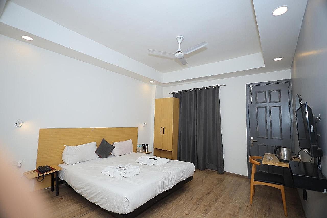 undefined Hotel Wedlocks Premium Sohna Road 8