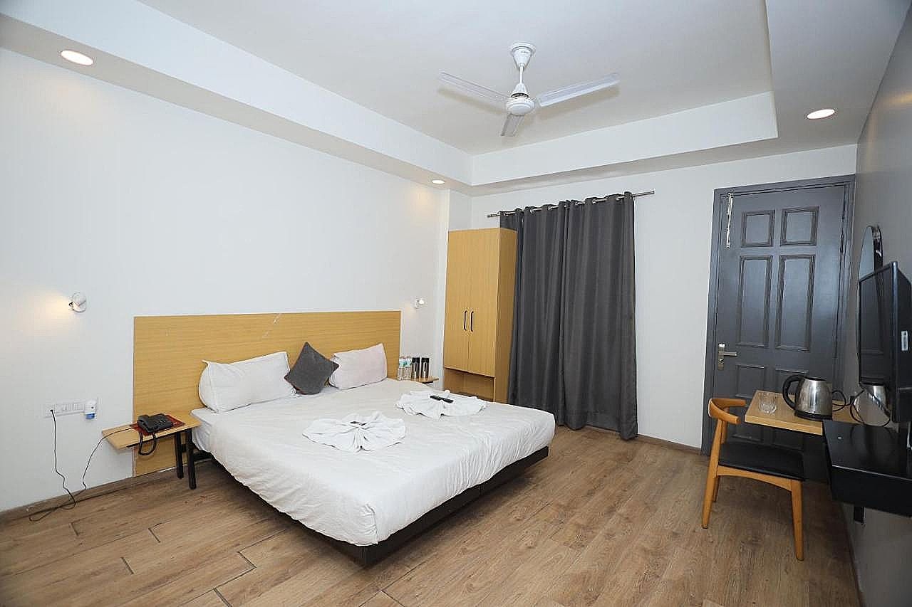 undefined Hotel Wedlocks Premium Sohna Road 5