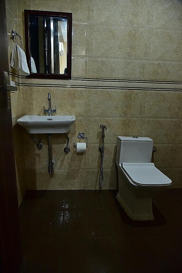 Hotel Wedlocks Premium Sohna Road Standard Room with Balcony 6