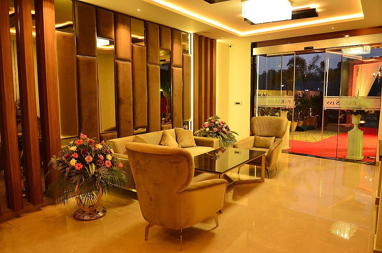 undefined Paras inn 3