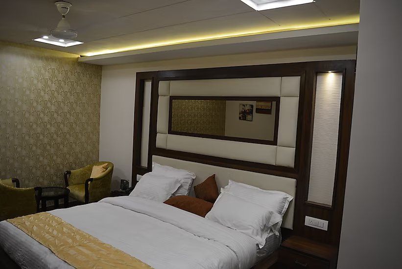 Hotel D'Olives Deluxe Room 4