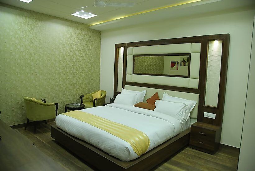 Hotel D'Olives Deluxe Room 3