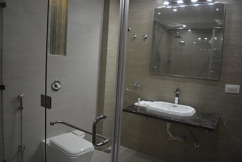 Hotel D'Olives Deluxe Room 5