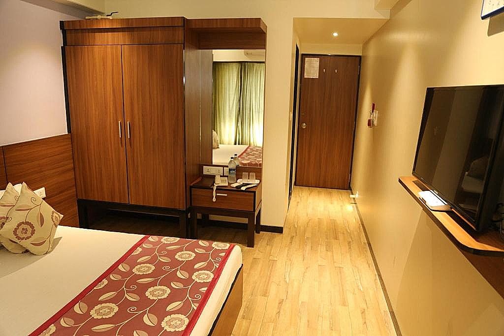 Deluxe AC Room 4 Bed