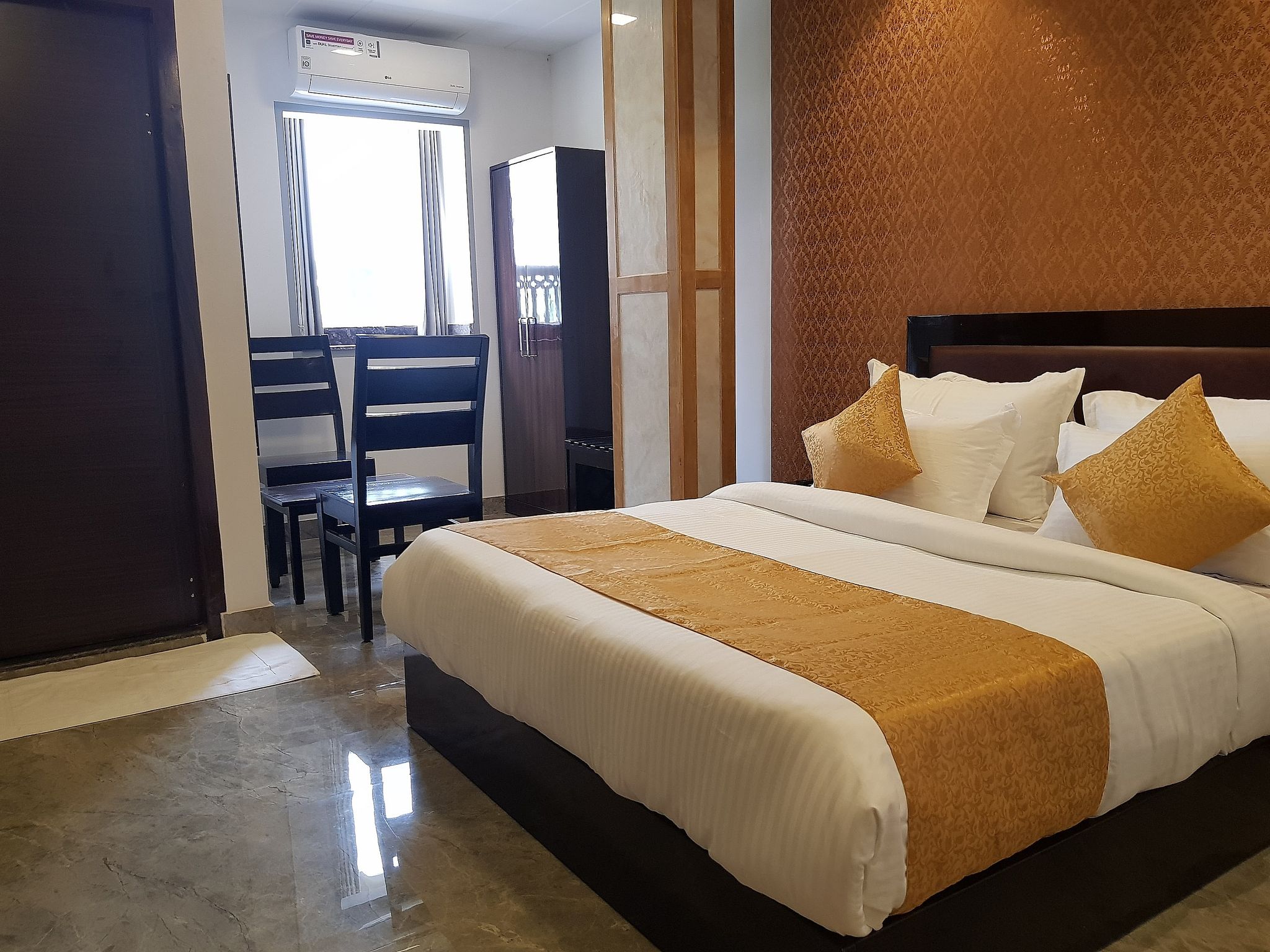 Hotel Grand Lotus Inn Super Deluxe Room 7