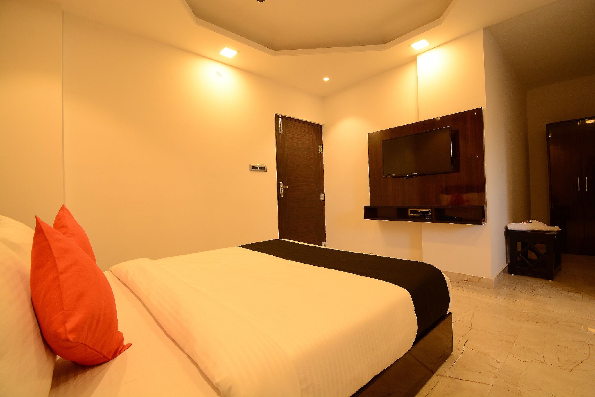 Hotel Grand Lotus Inn Super Deluxe Room 6