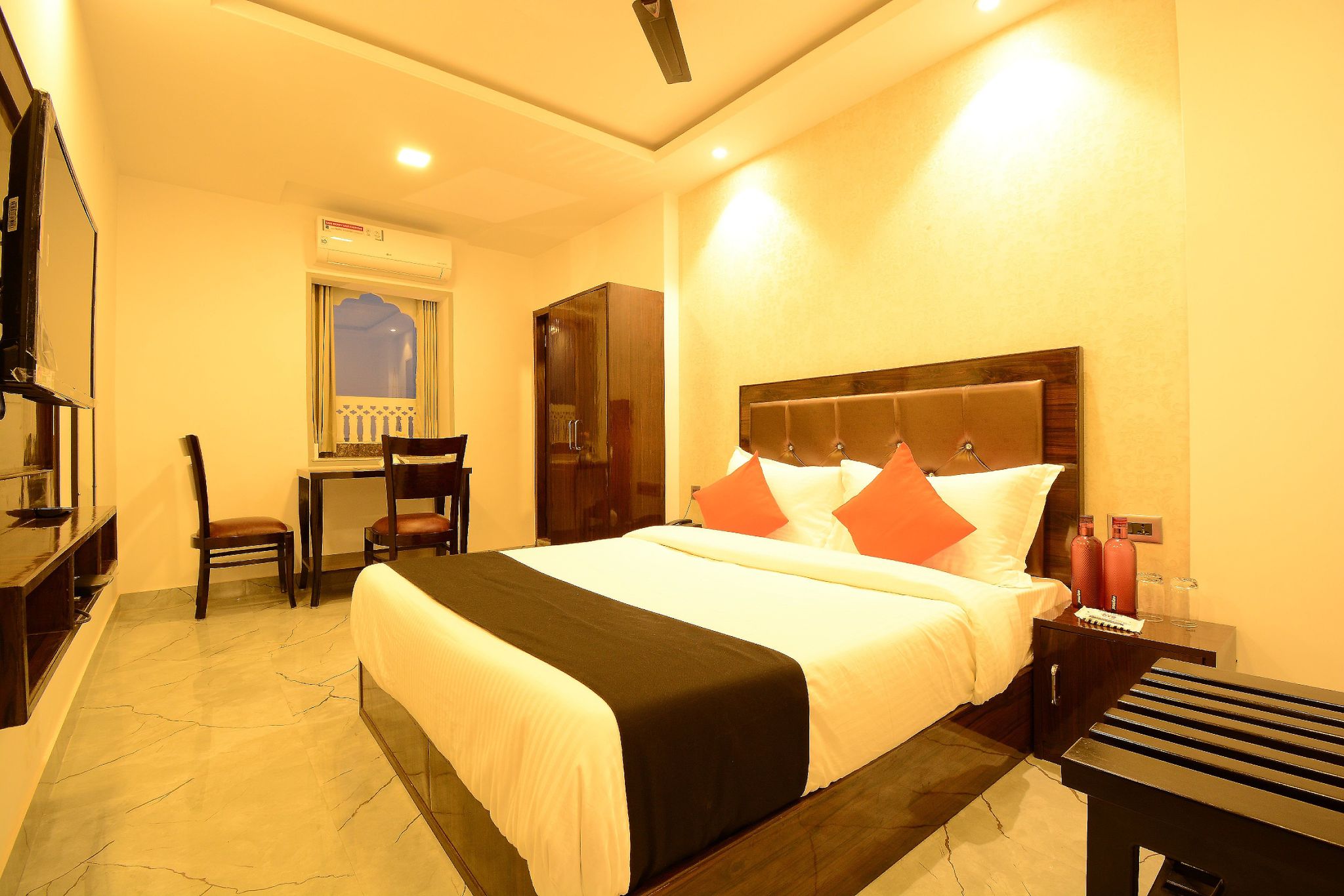 Hotel Grand Lotus Inn Super Deluxe Room 9