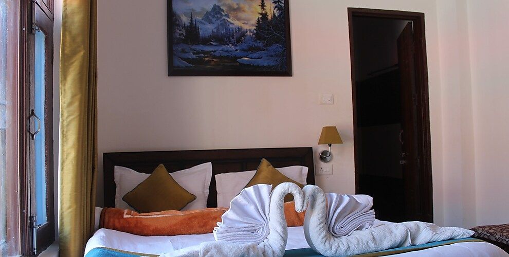 Hotel Panchvati Inn, Joshimath Double Bed Deluxe 2