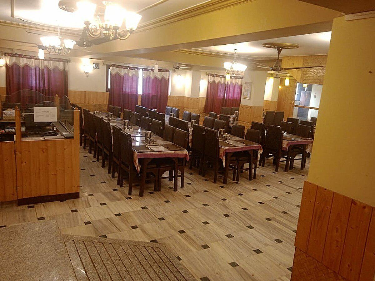 undefined Hotel New Mamta Pure Veg Near By Dal Lake 5