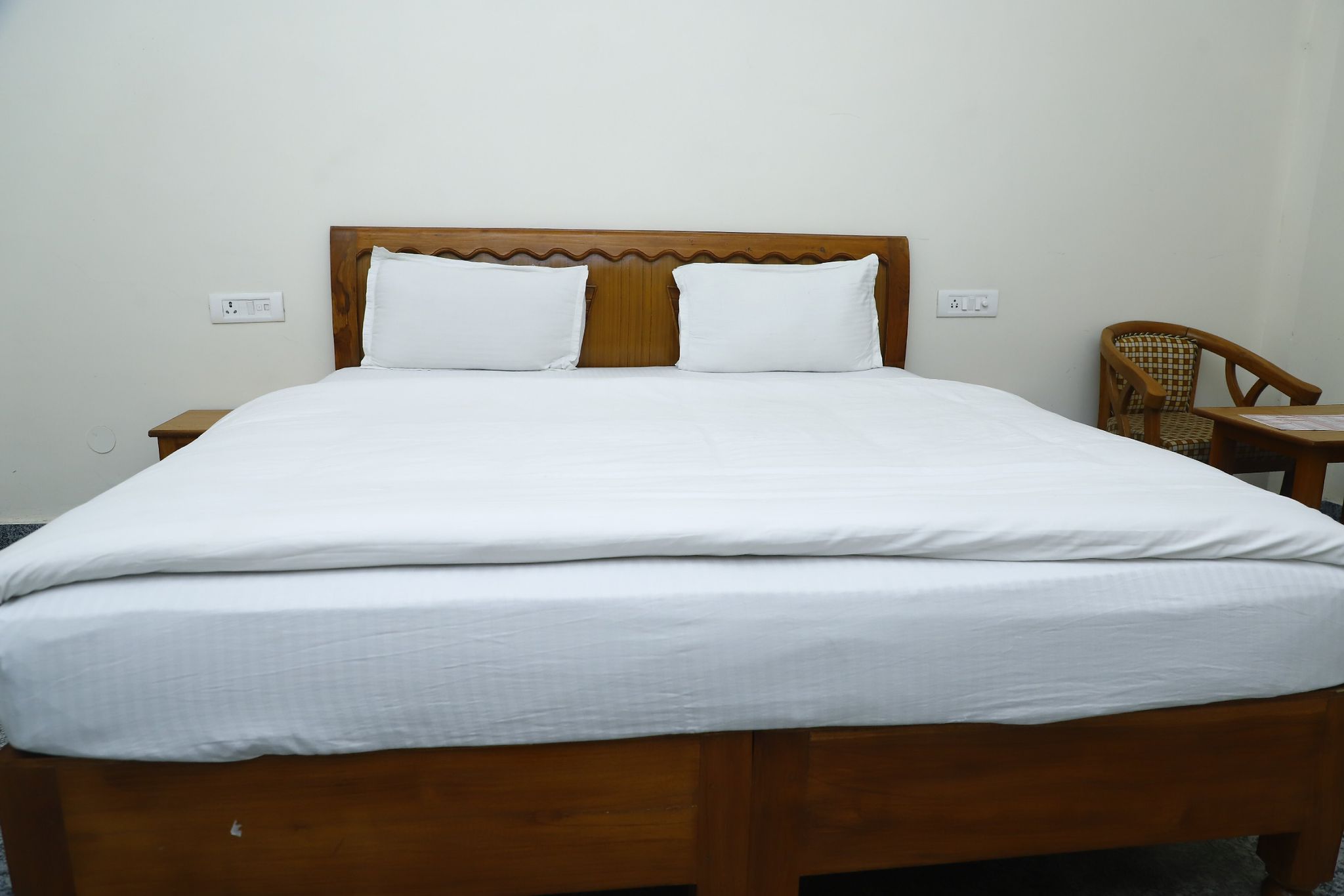 Sidhi Royal Castle Deluxe Room 3