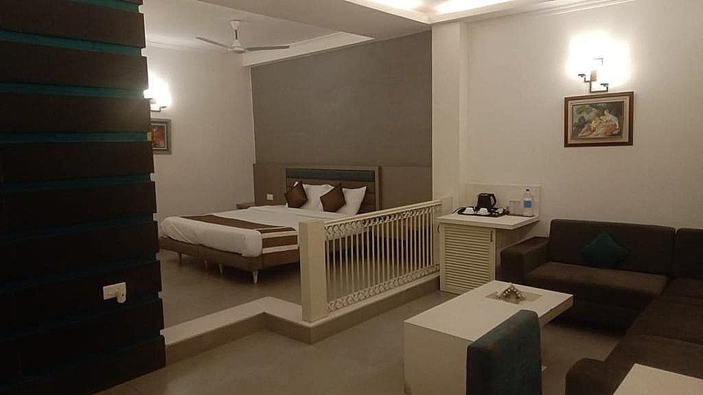 Status Club Resort Executive Room 4