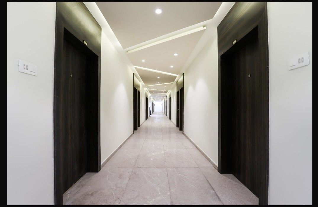 undefined Hotel Majestic 3