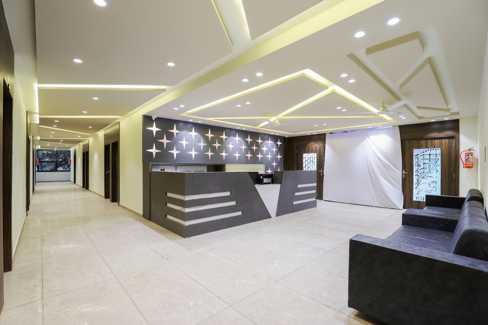 undefined Hotel Majestic 2