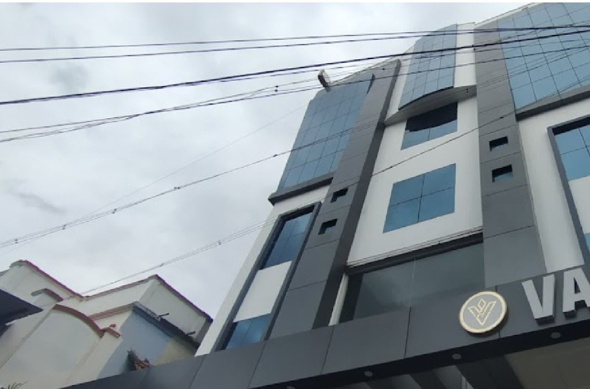 undefined Vari Park 9