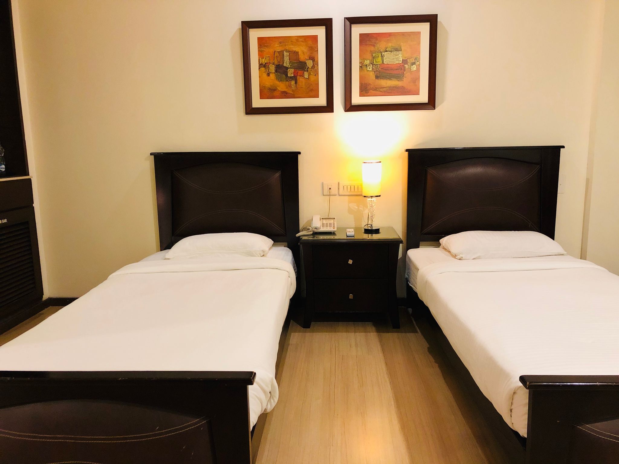 Executive Room - Twin Bed