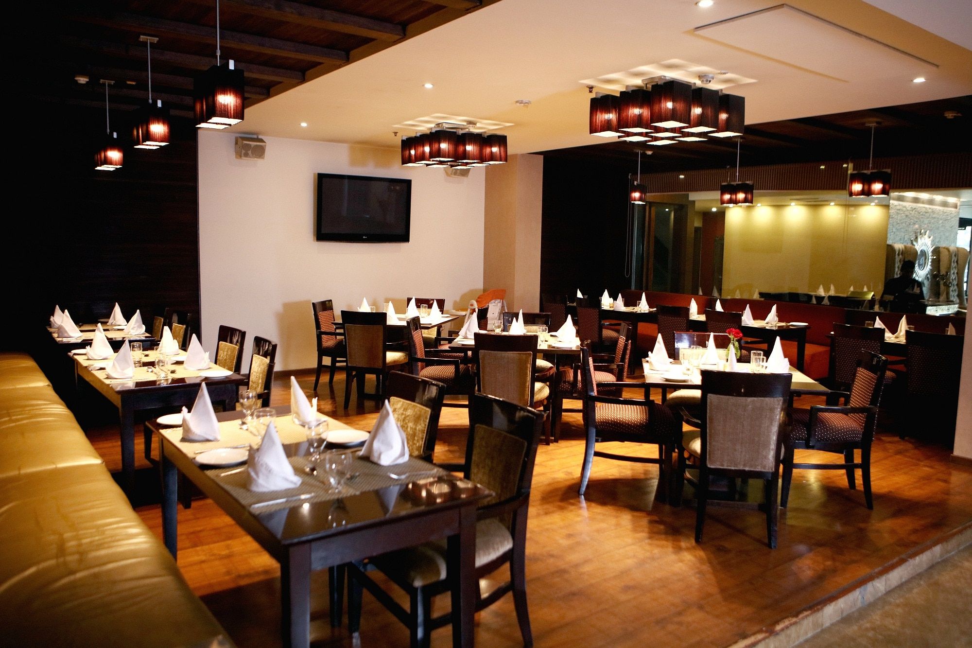 Food & Dining