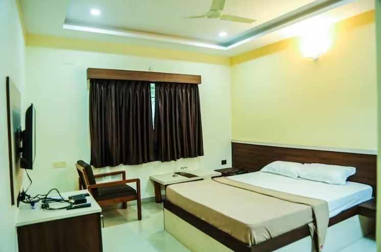 PBS Grand Deluxe AC Room