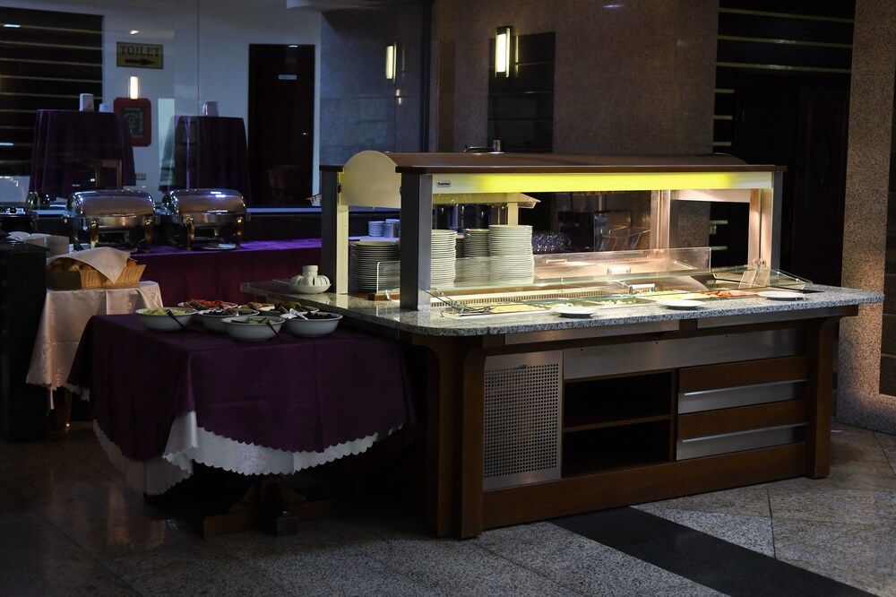 undefined Hotel Delta 4 2