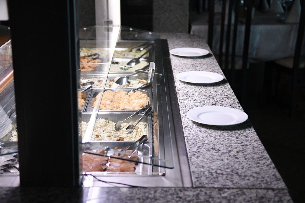 undefined Hotel Delta 4 6