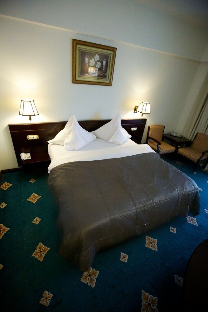 Suite Room A.C.