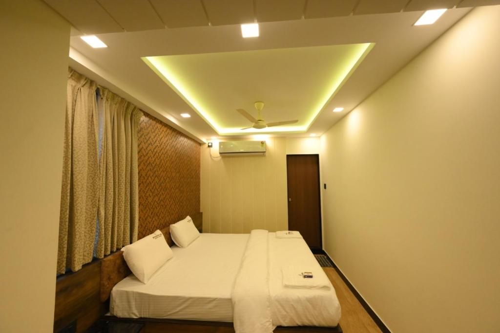 undefined Meenakshi Inn 5