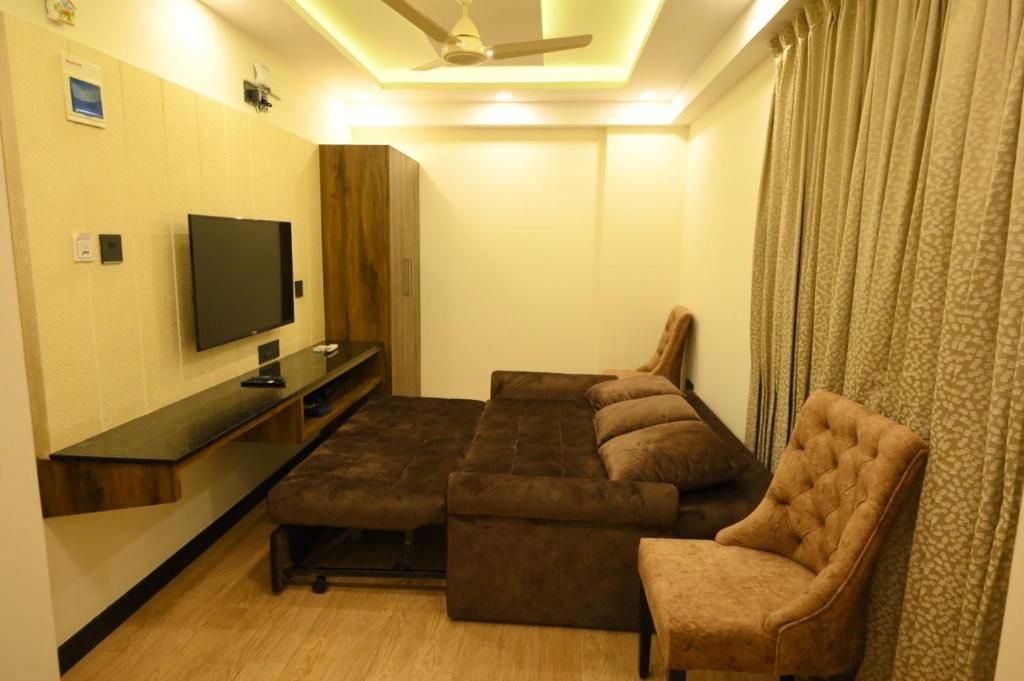 undefined Meenakshi Inn 8