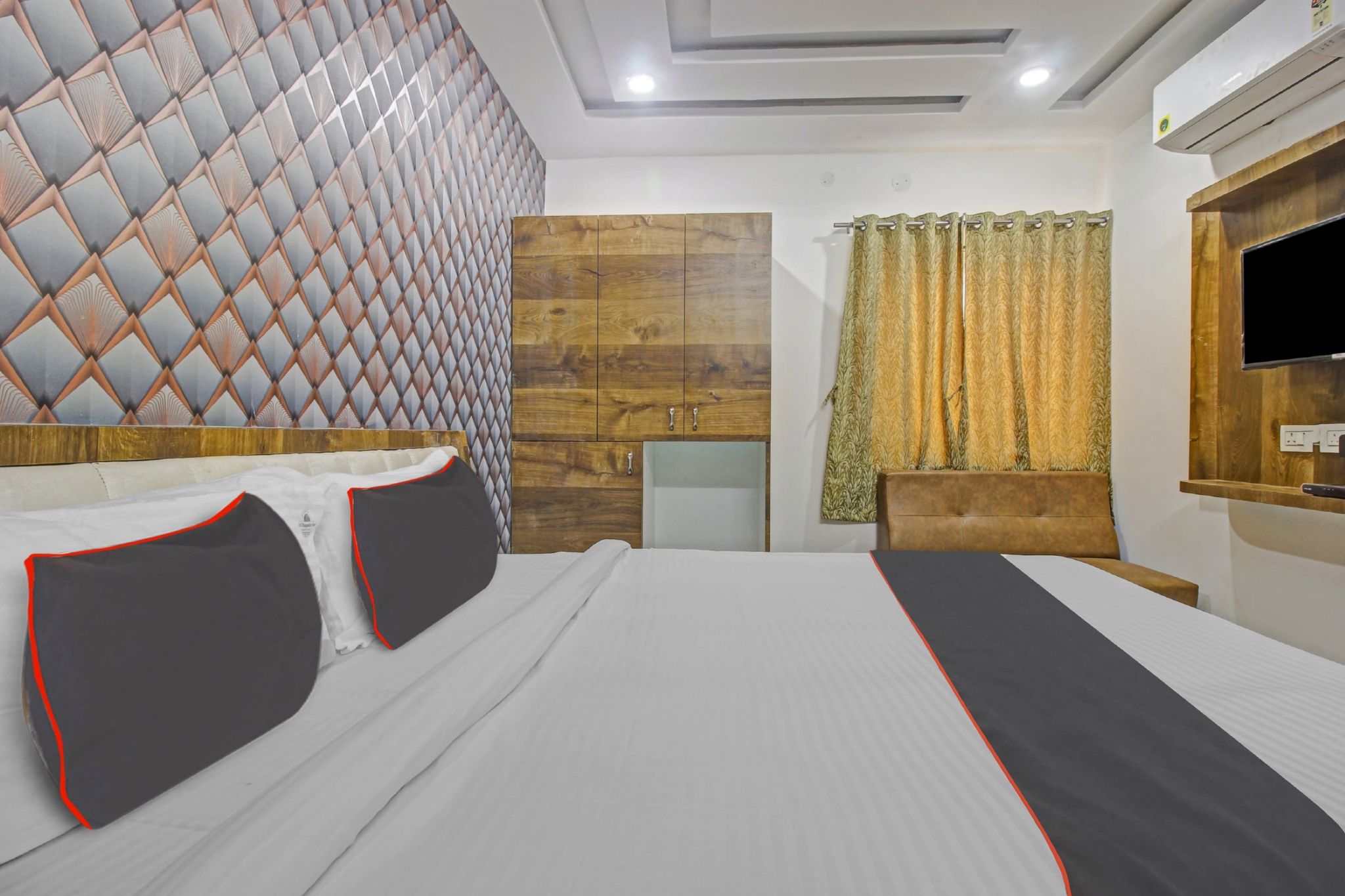 Collection O Vinayaka Luxury Stays Classic 10