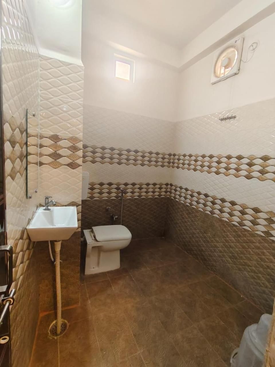 Super Hotel O Bhaisthan Near Railway Station Formerly Hotel Convivial Star