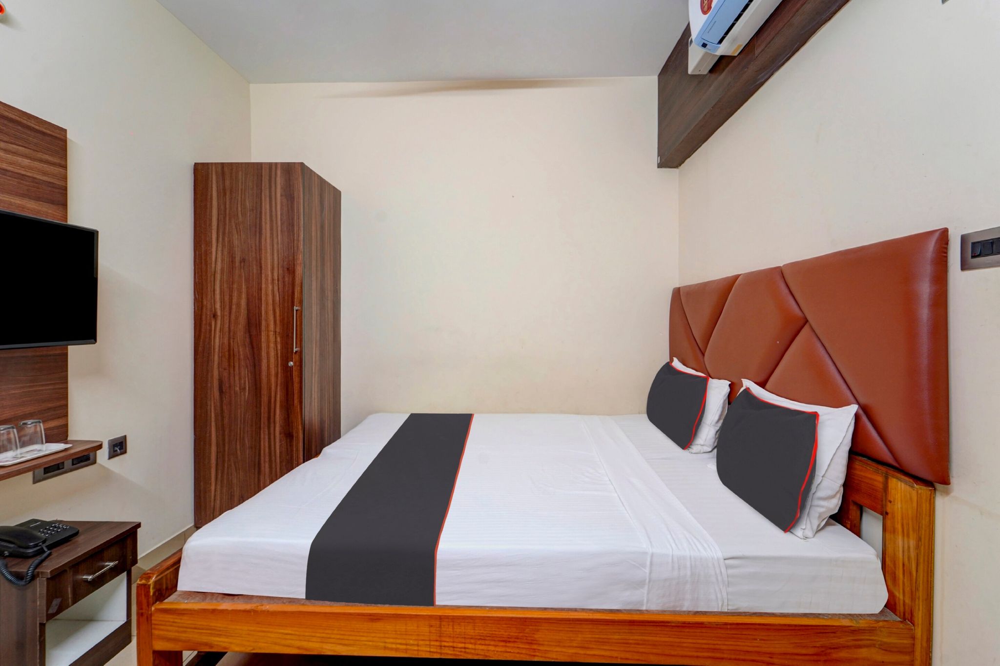 Super Collection O Vellore Near CMC Hospital Formerly Geetha Residency Classic 2