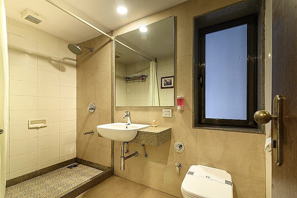 Budget Inn Bellevue Classic Room 7