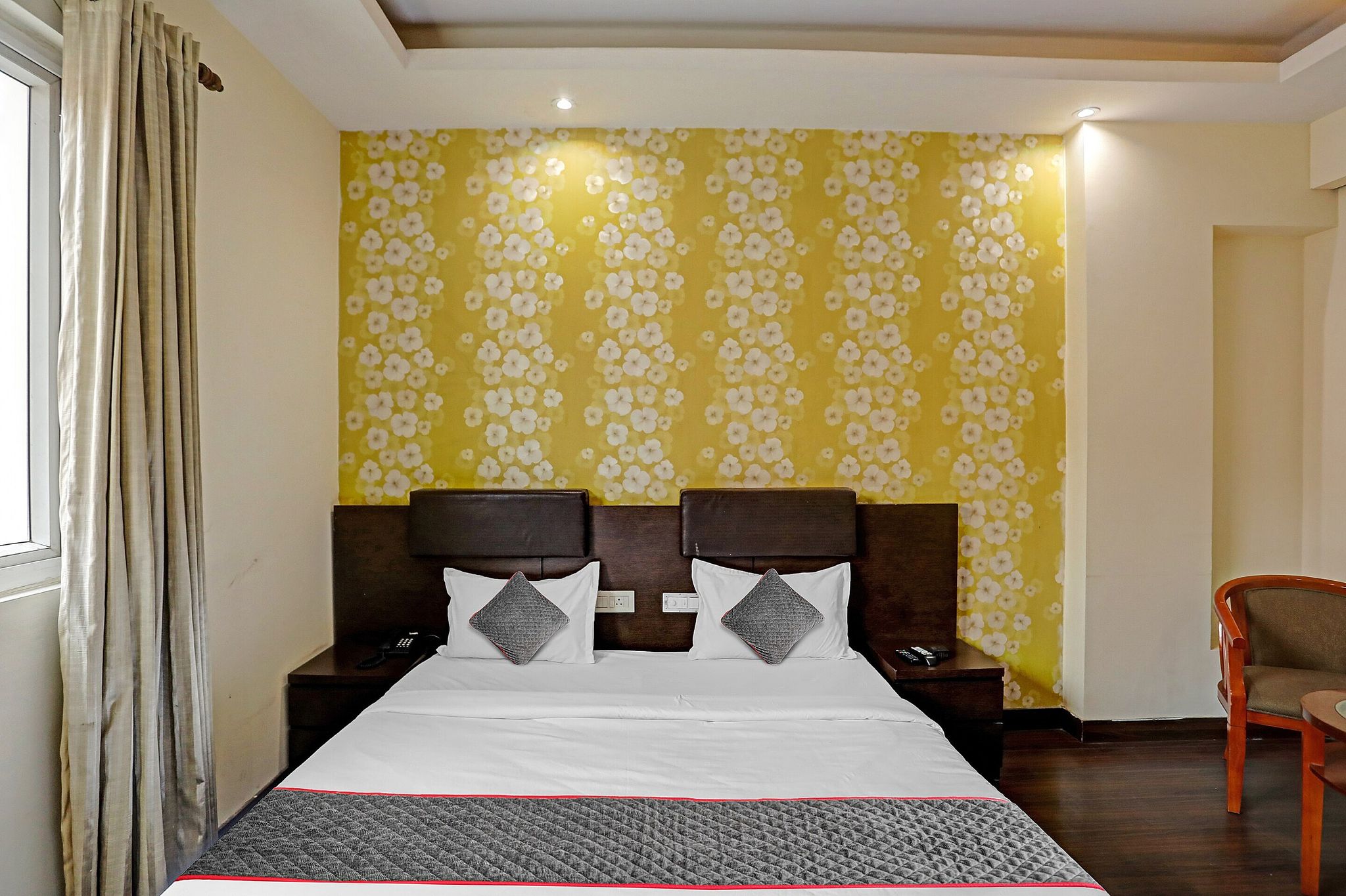 Super Townhouse Sector 51 Noida Near Metro Station Classic 6