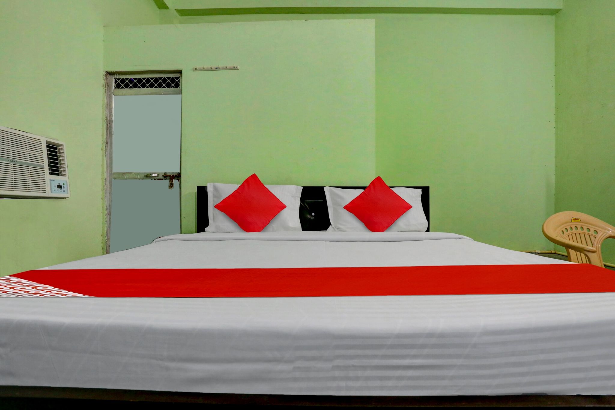 Hotel O by OYO Choudhary Residency Classic 9