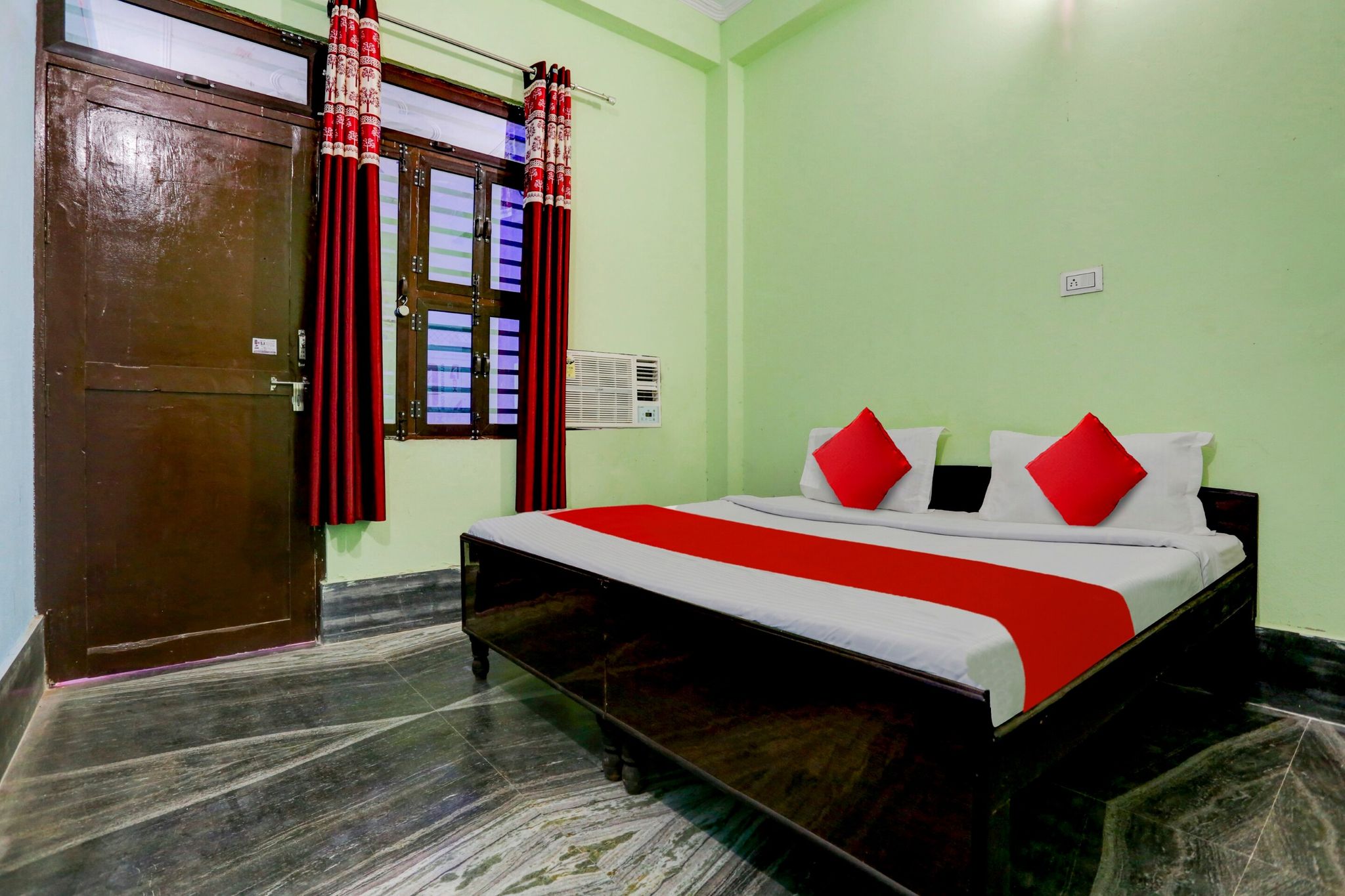 Hotel O by OYO Choudhary Residency Classic 5