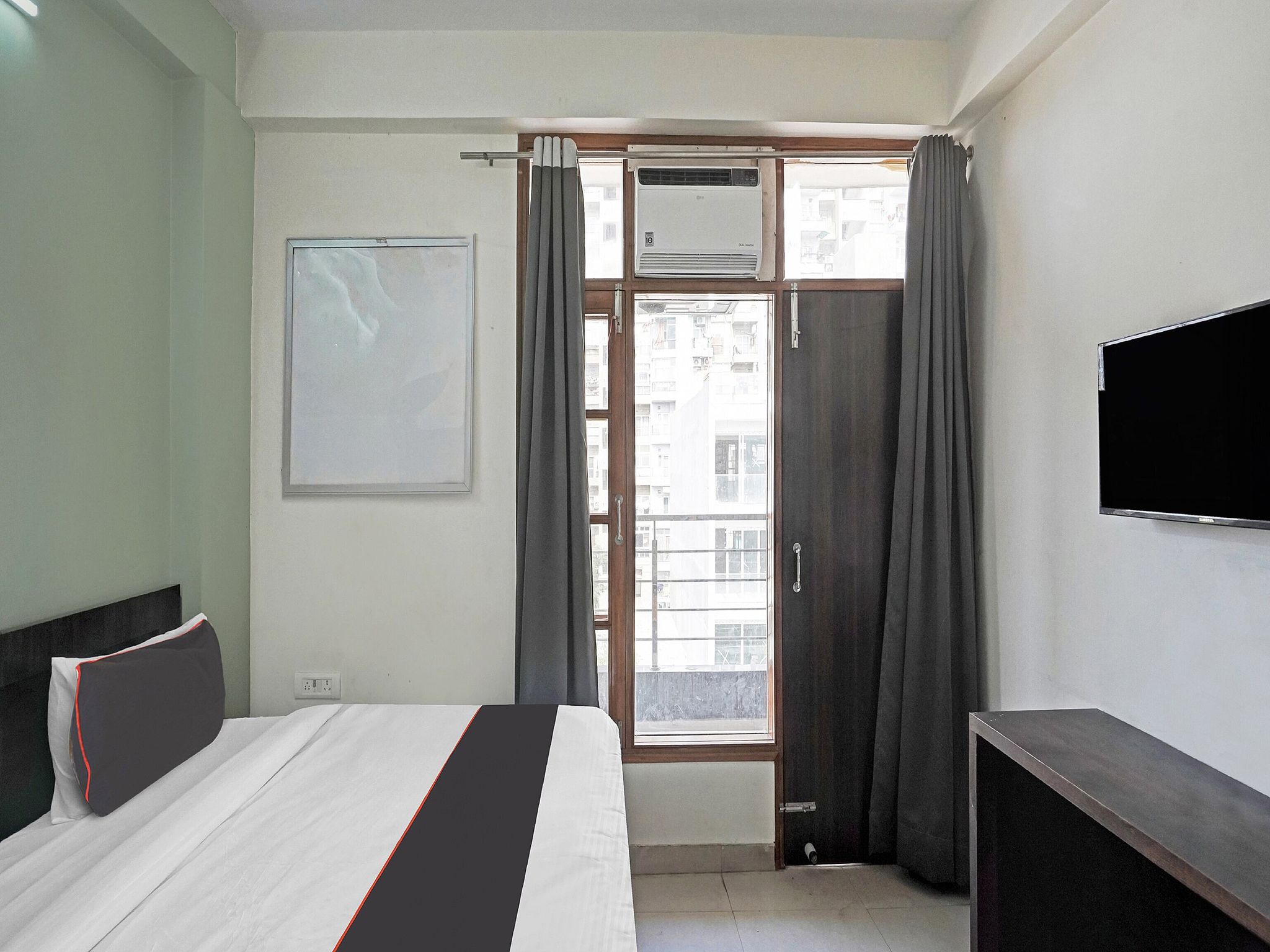 Hotel O by OYO THE VIRAAT Classic 9