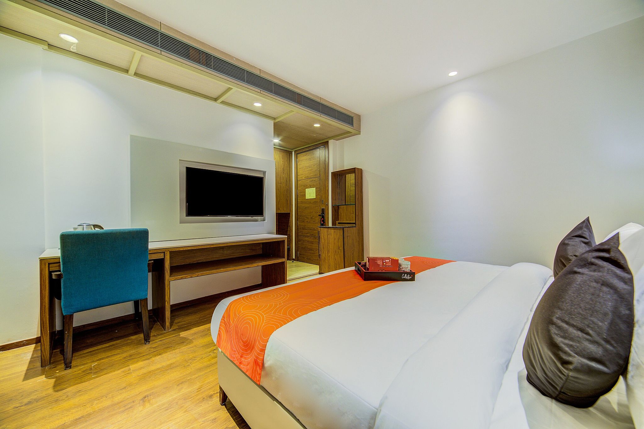 Super Townhouse Chhatarpur Near Metro Park Classic 3