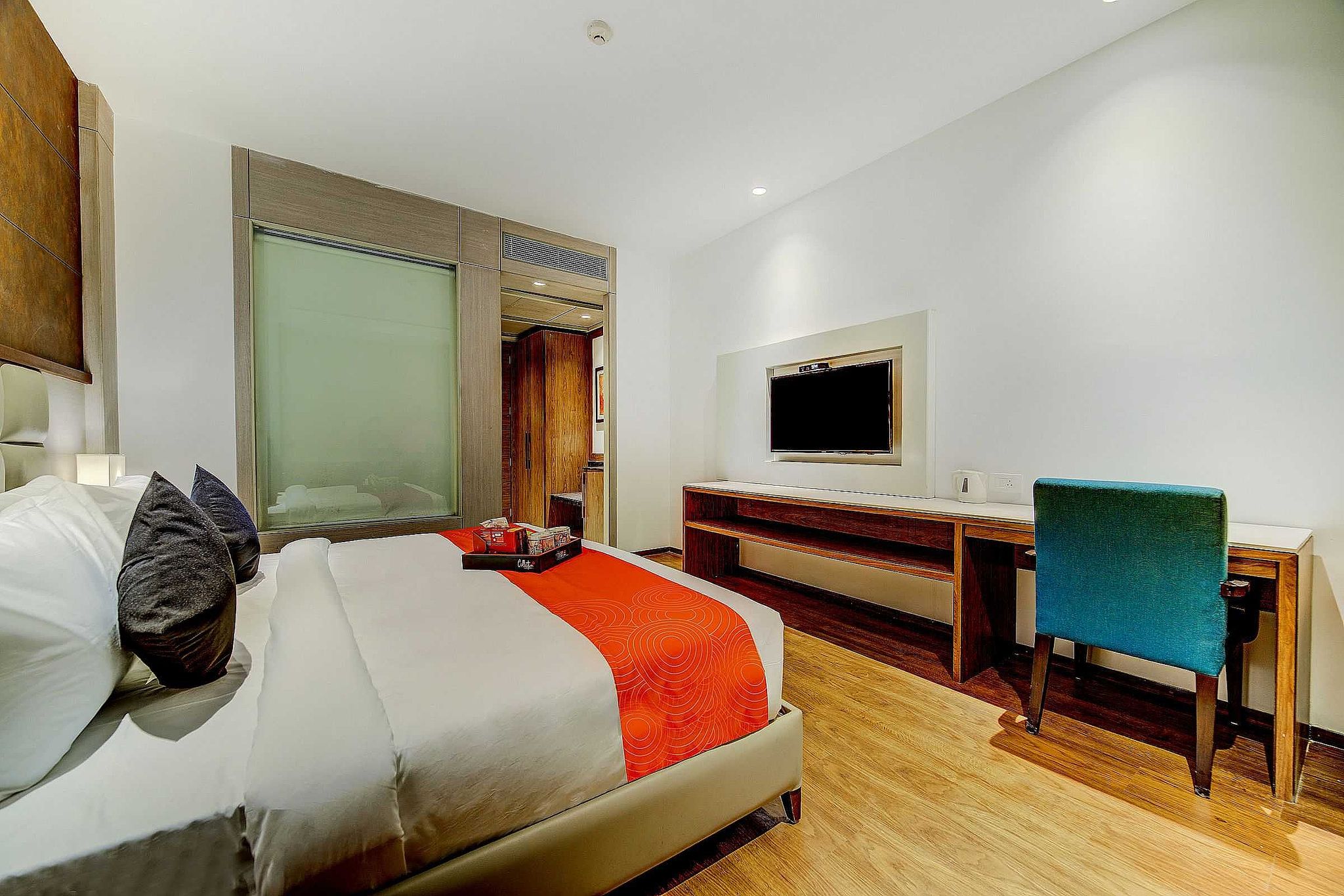 Super Townhouse Chhatarpur Near Metro Park Classic 12