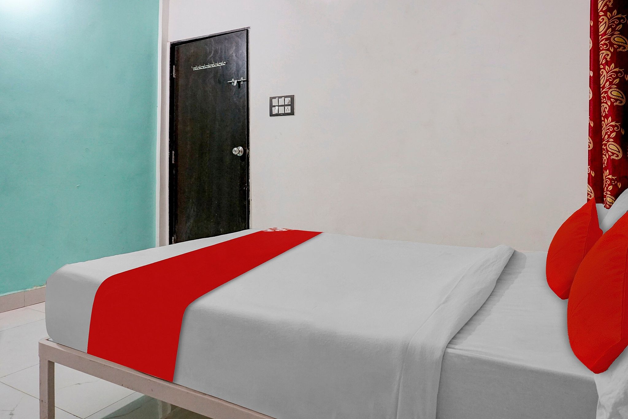 Super Hotel O Manjari Road Classic 9