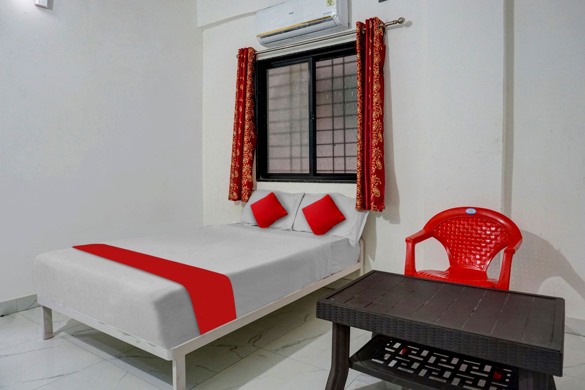 Super Hotel O Manjari Road Classic 15