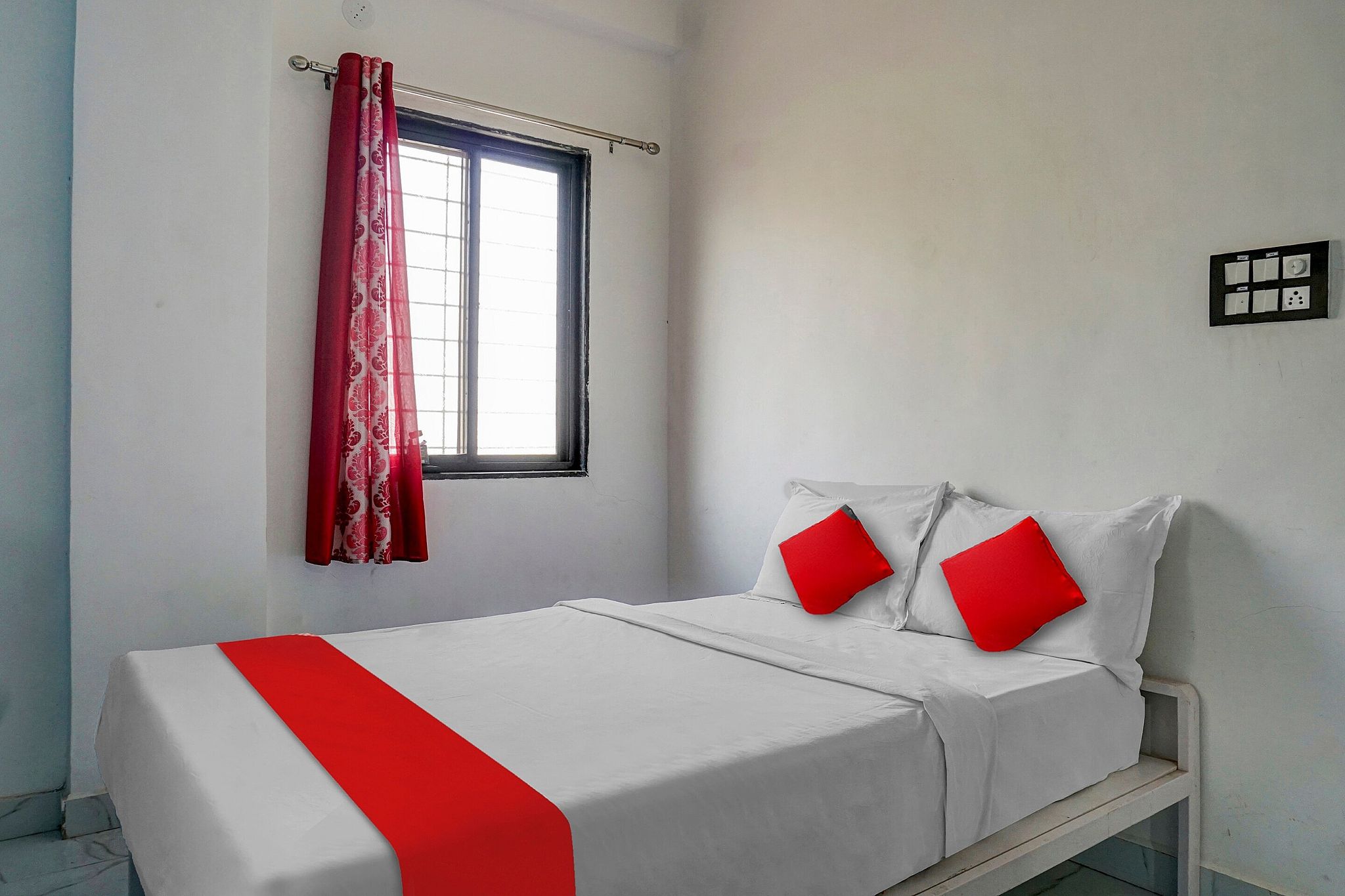 Super Hotel O Manjari Road Classic 4