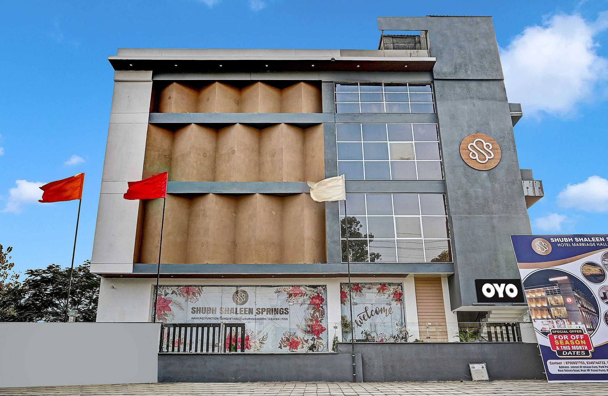 Palette - Hotel Saket Greens