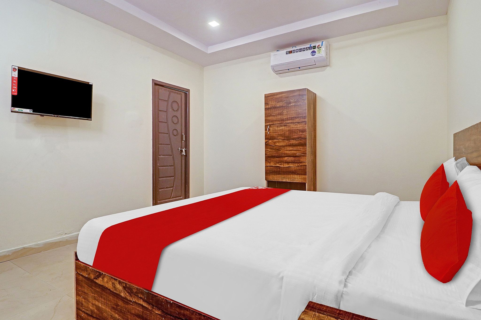 Hotel O R Square Inn Classic 10