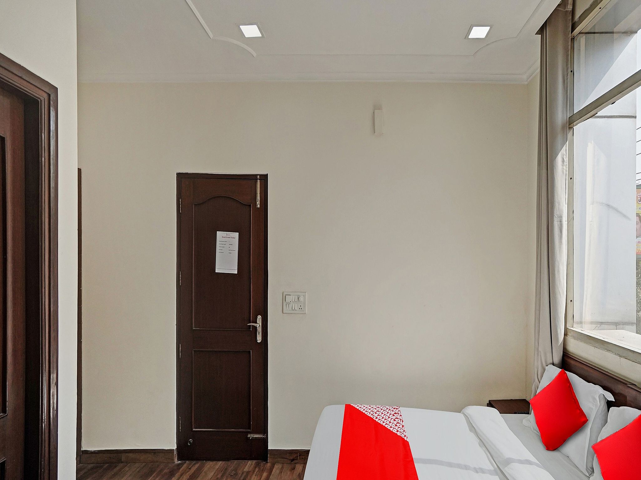 Hotel O Grand Stay Classic 9