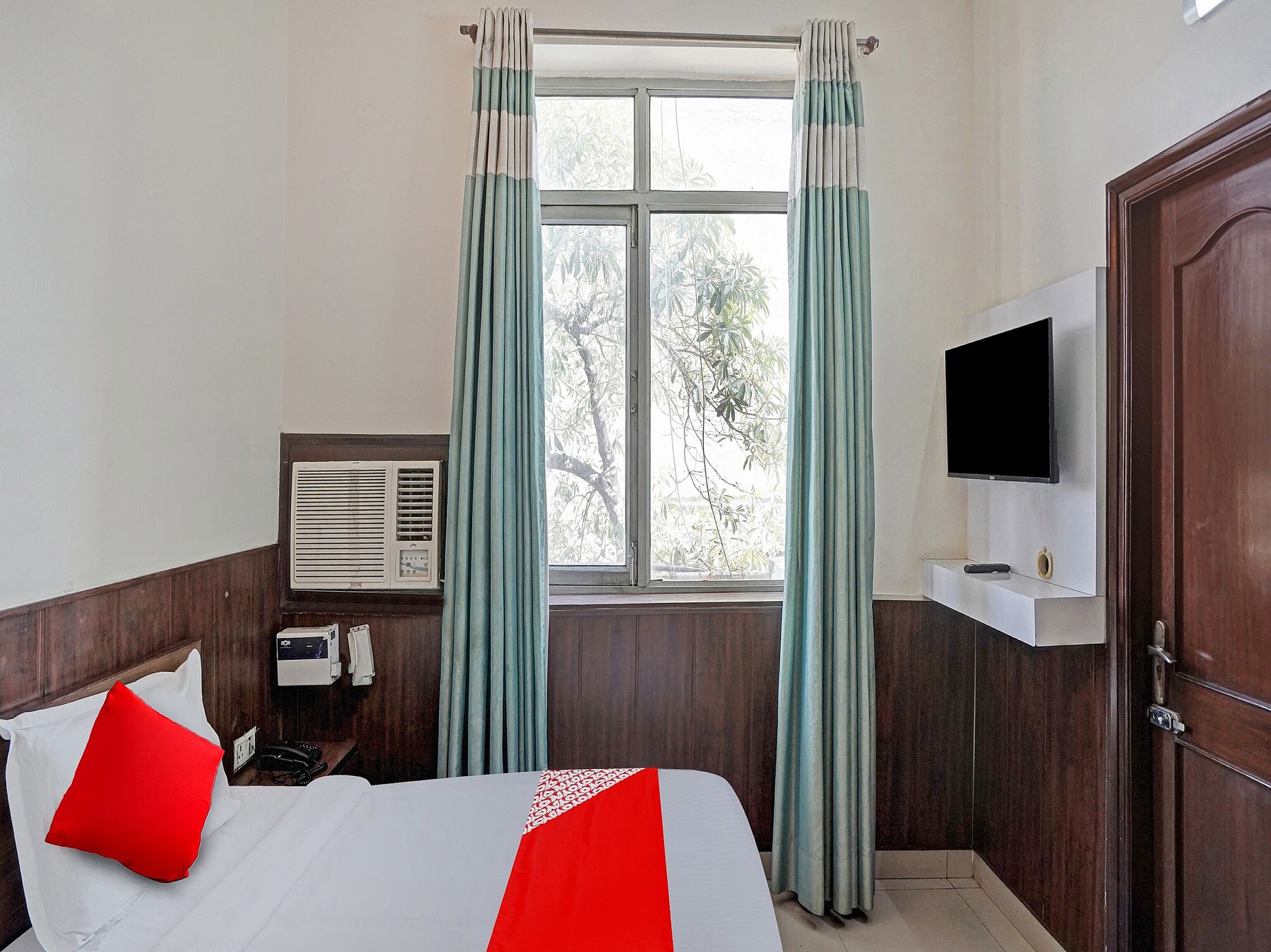 Hotel O Grand Stay Classic 13