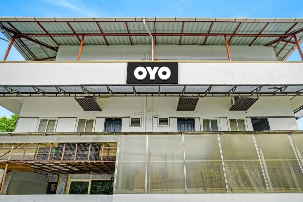 Hotel O Edappally Stays