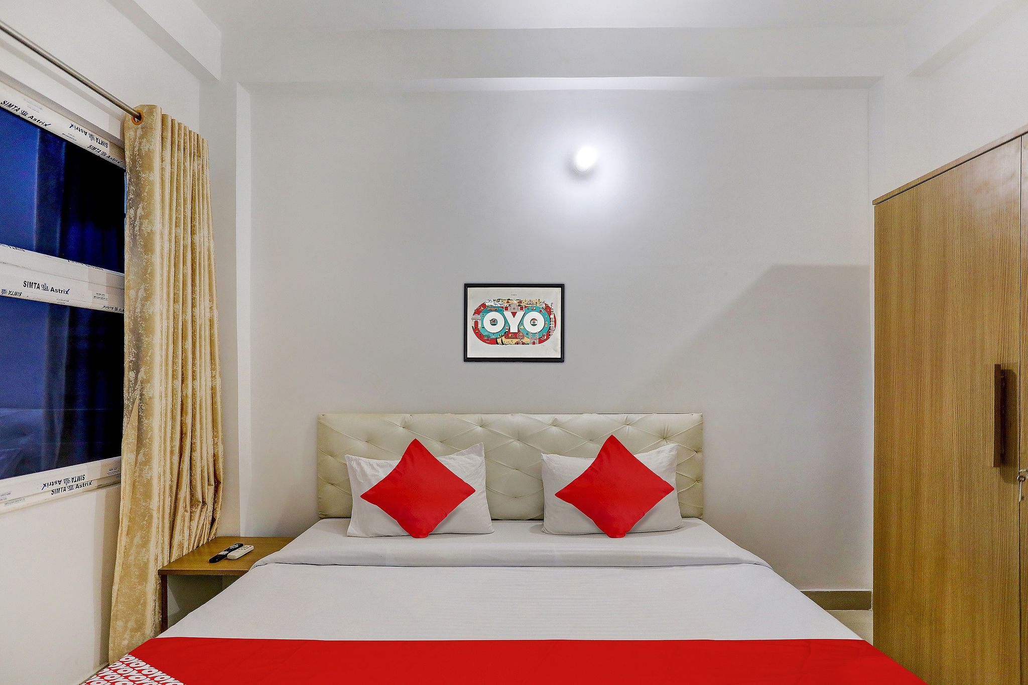 Super Hotel O BLW Kakarmatta Near Banaras Junction Classic