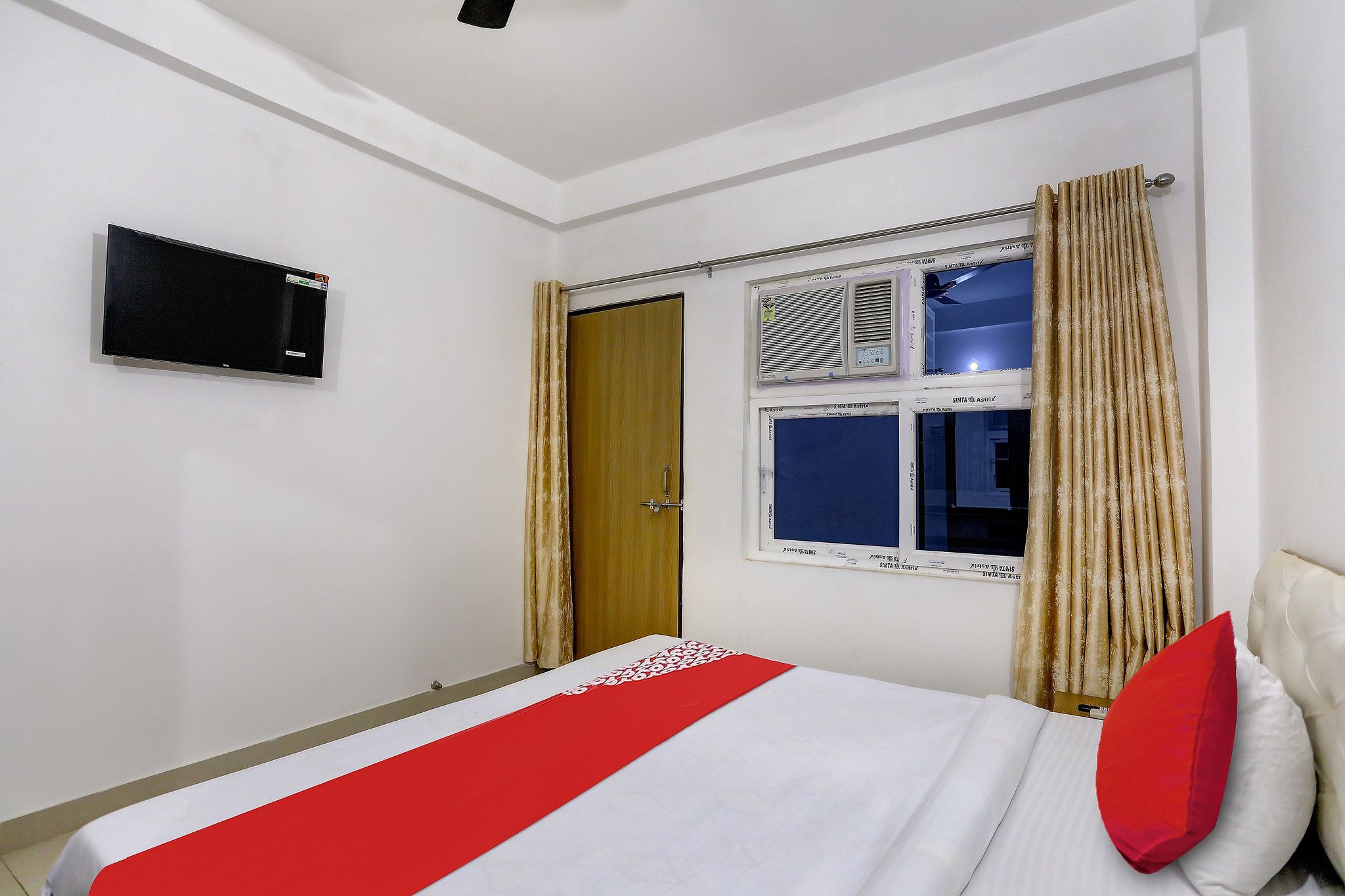 Super Hotel O BLW Kakarmatta Near Banaras Junction Classic 5