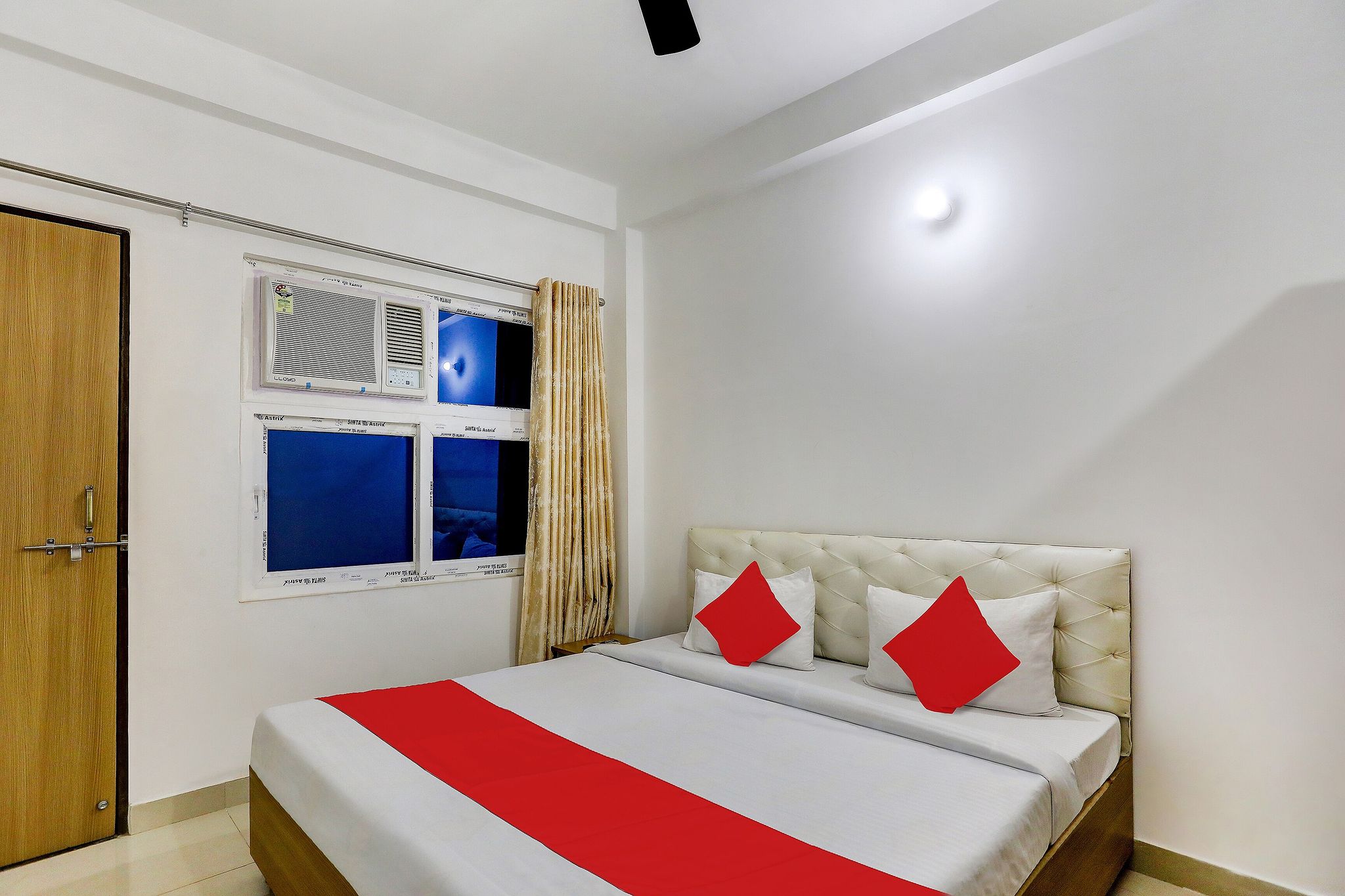 Super Hotel O BLW Kakarmatta Near Banaras Junction Classic 10