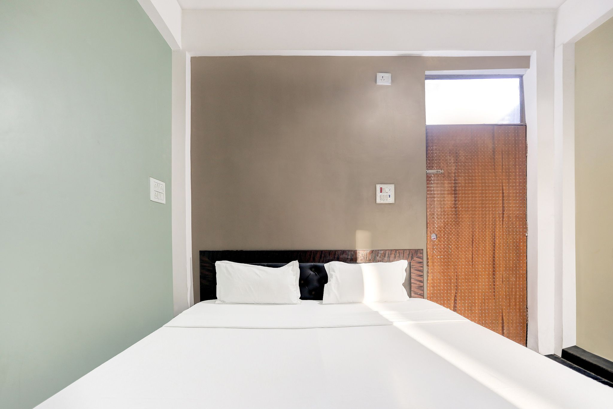 Hotel O BABA Hotel & Restaurant Classic 4